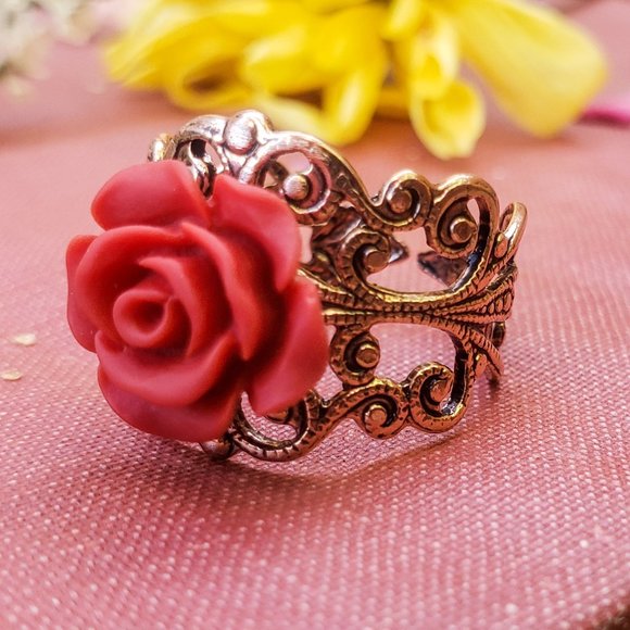 Vintaged Red Rose Lace Ring - Picture 1 of 7